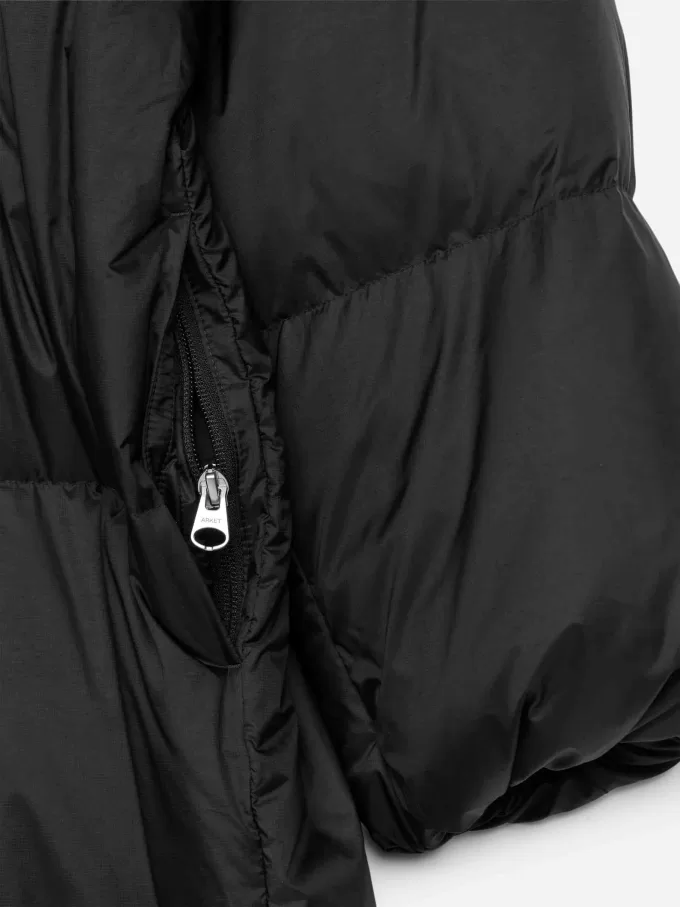 Abrigo largo de plumón reciclado Abrigo largo de plumón reciclado