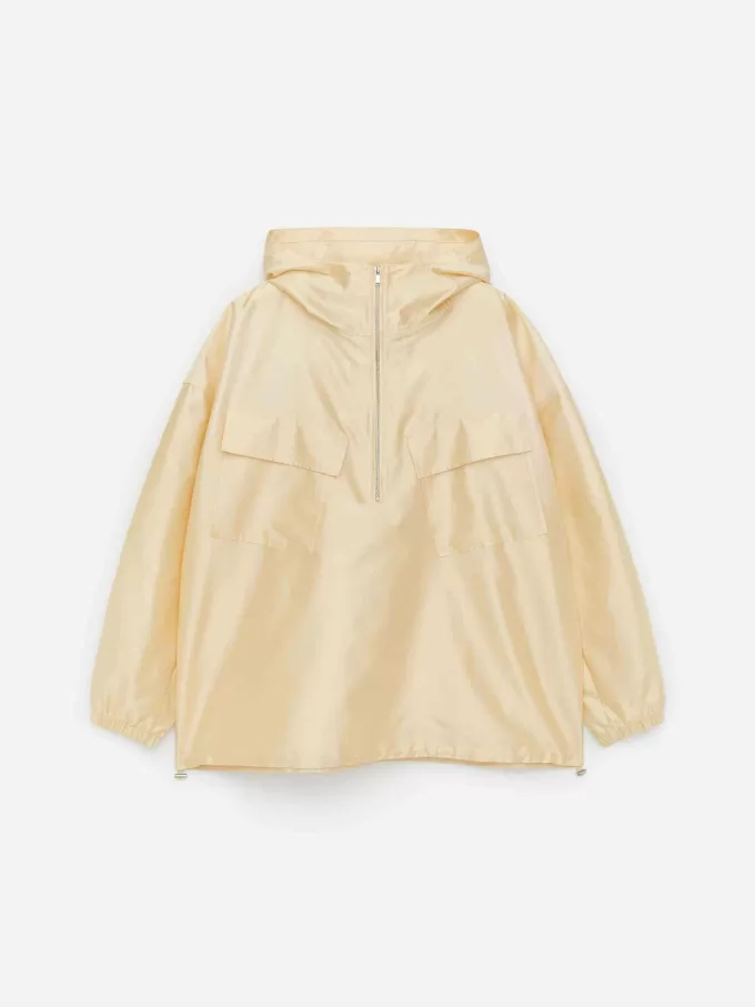 Anorak con capucha Anorak con capucha