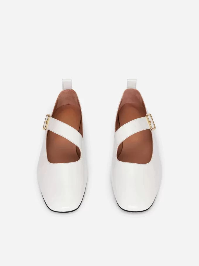 Bailarinas de piel lacada Bailarinas de piel lacada
