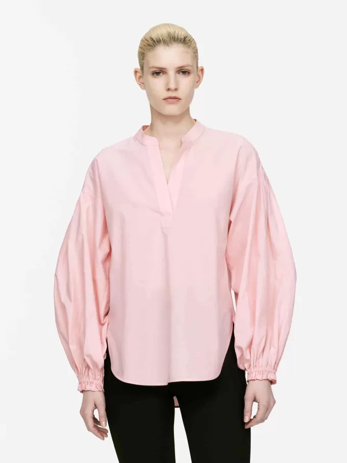 Blusa con mangas voluminosas Blusa con mangas voluminosas