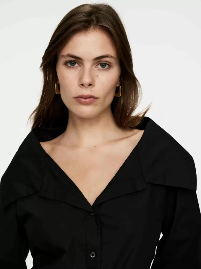 Blusa de cuello ancho Blusa de cuello ancho