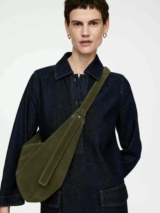 Bolso de ante curvo Bolso de ante curvo