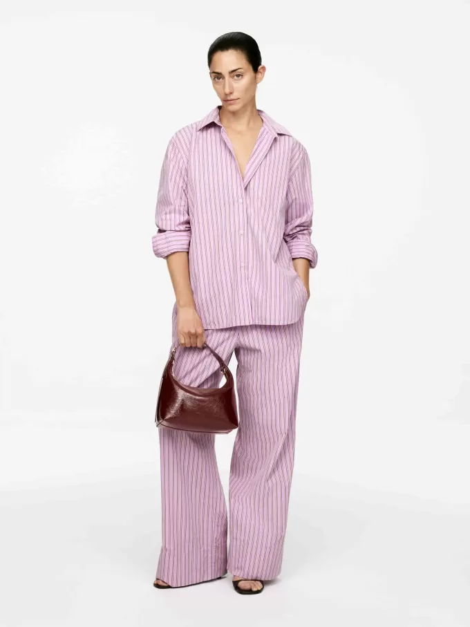 Bolso de cuero cuadrado