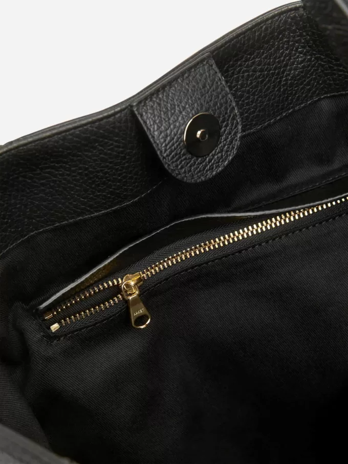 Bolso tipo bombonera de piel Bolso tipo bombonera de piel