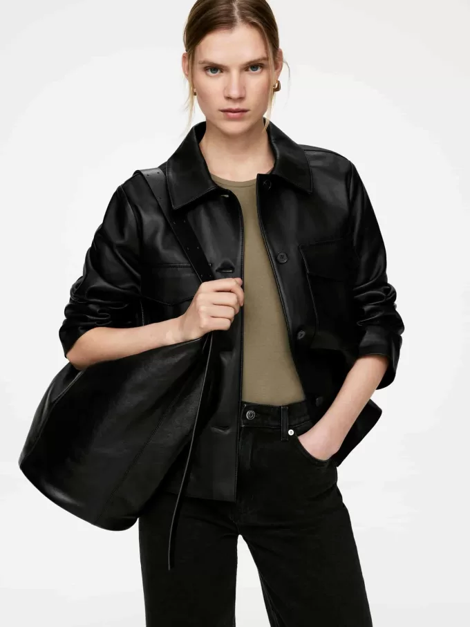 Bolso tipo bombonera grande de piel Bolso tipo bombonera grande de piel