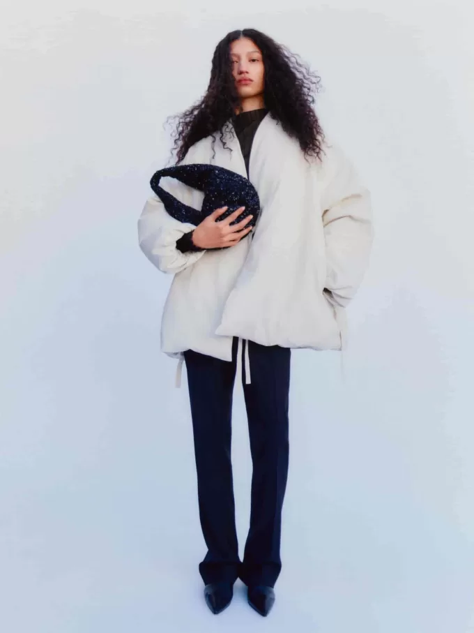 Bota de cuero puntiaguda