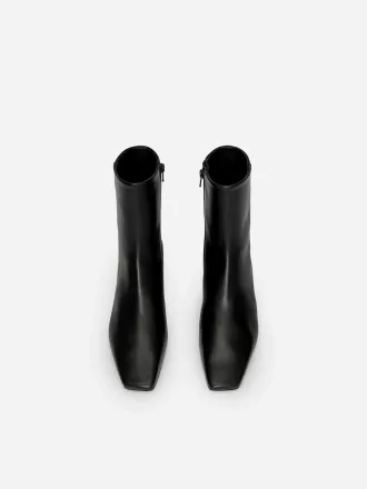 Botines con punta cuadrada