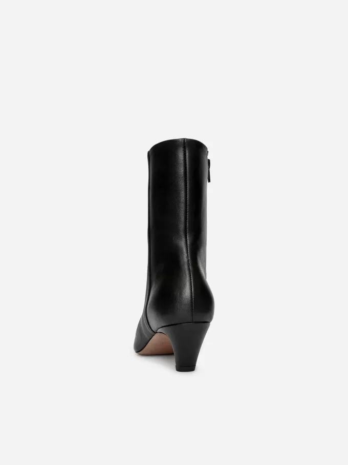 Botines con punta cuadrada Botines con punta cuadrada