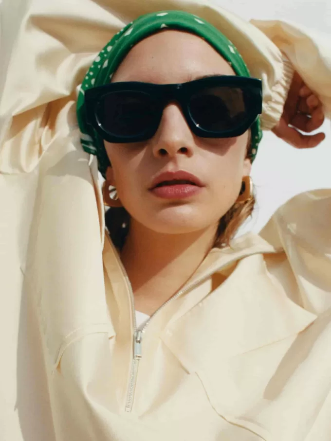 Anorak con capucha Anorak con capucha