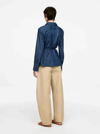 Camisa cruzada de mezclilla