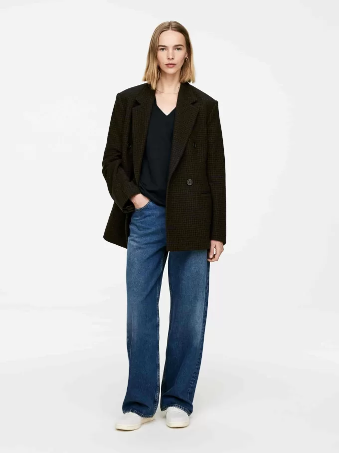 Camiseta con cuello en V Camiseta con cuello en V