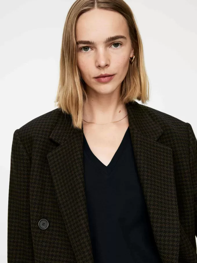 Camiseta con cuello en V Camiseta con cuello en V