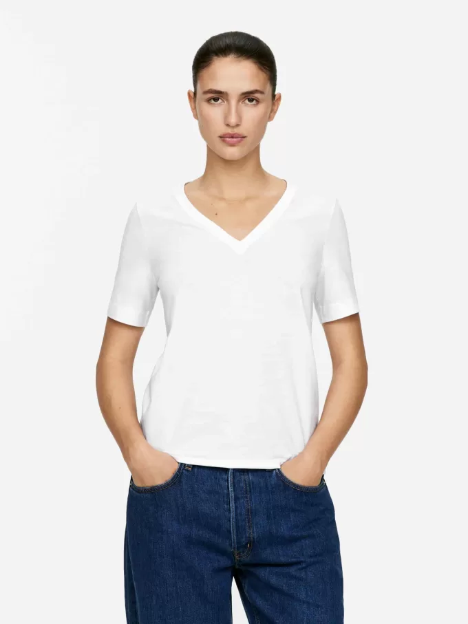 Camiseta con cuello en V Camiseta con cuello en V