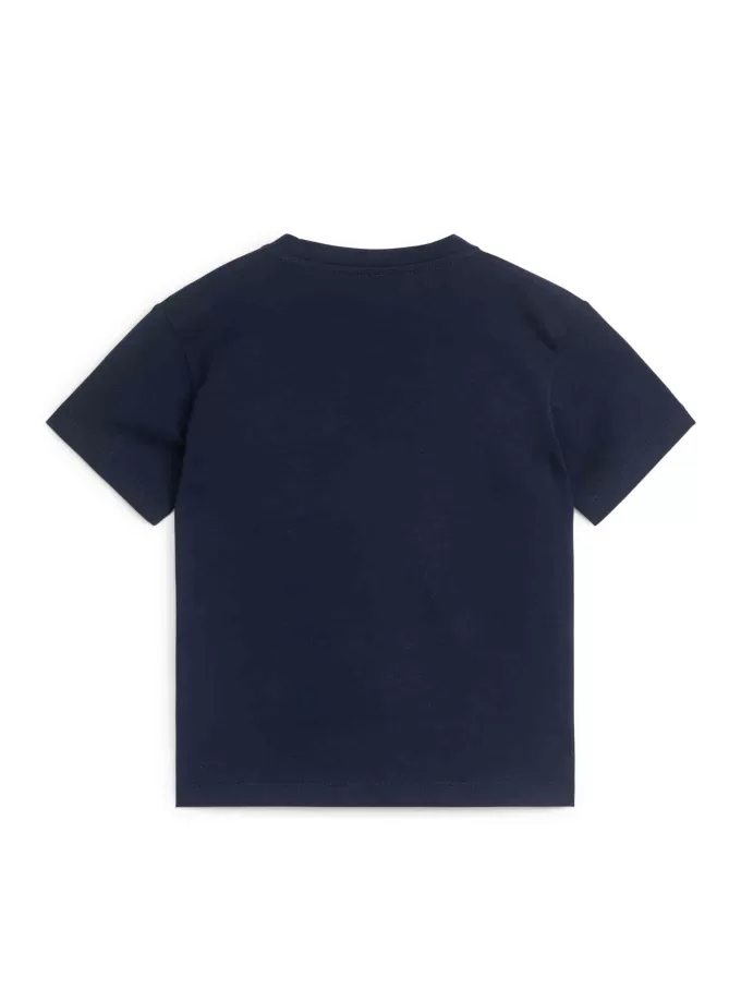 Camiseta con cuello redondo Camiseta con cuello redondo