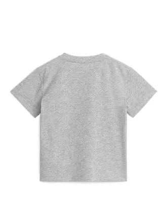 Camiseta con cuello redondo