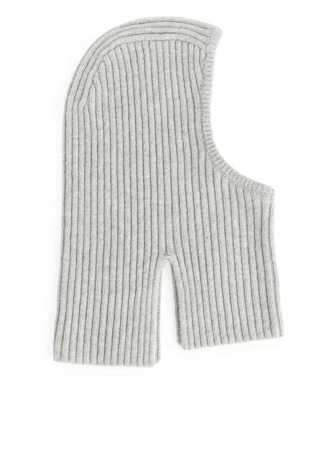 Capucha de lana ajustada Capucha de lana ajustada