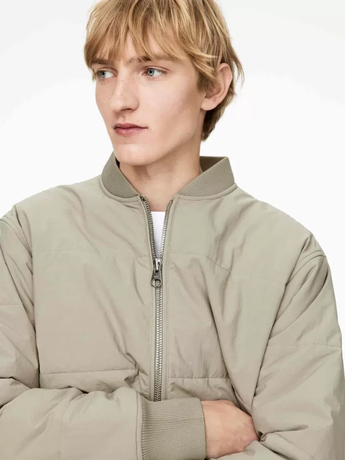 Chaqueta con forro acolchado