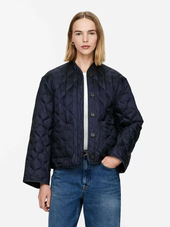 Chaqueta con forro de plumas reciclado 2 en 1 Chaqueta con forro de plumas reciclado 2 en 1