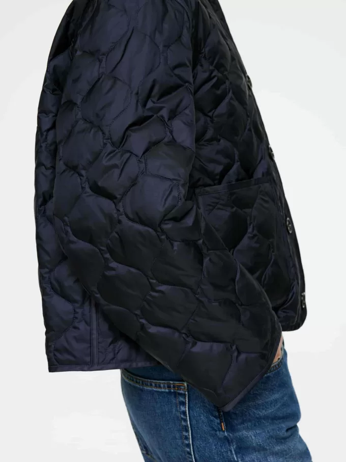 Chaqueta con forro de plumas reciclado 2 en 1 Chaqueta con forro de plumas reciclado 2 en 1