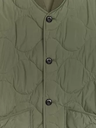 Chaqueta con forro de plumón reciclado