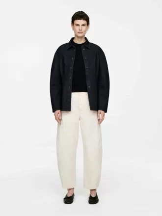 Chinos con pierna de barril