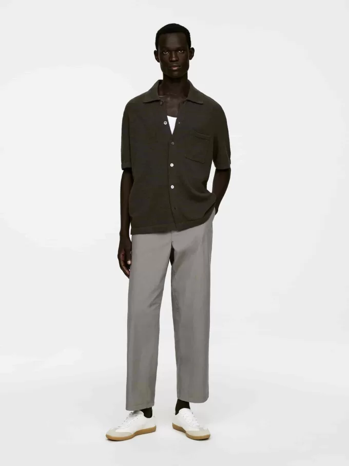 Chinos relajados de mezcla de algodón Chinos relajados de mezcla de algodón