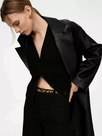 Cinturón de piel con estampado Leo