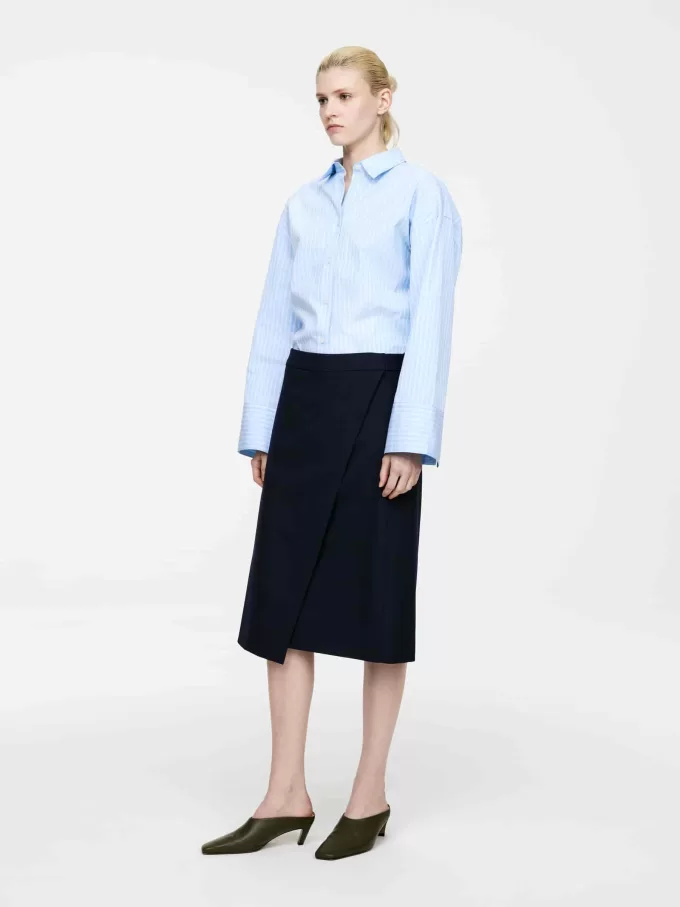 Falda cruzada de lana Falda cruzada de lana