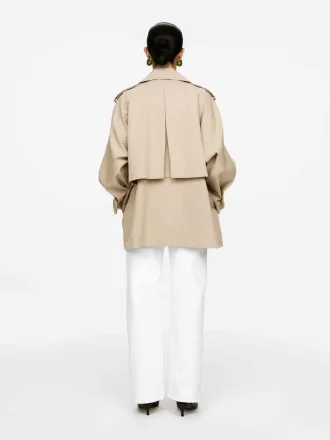 Gabardina corta Gabardina corta