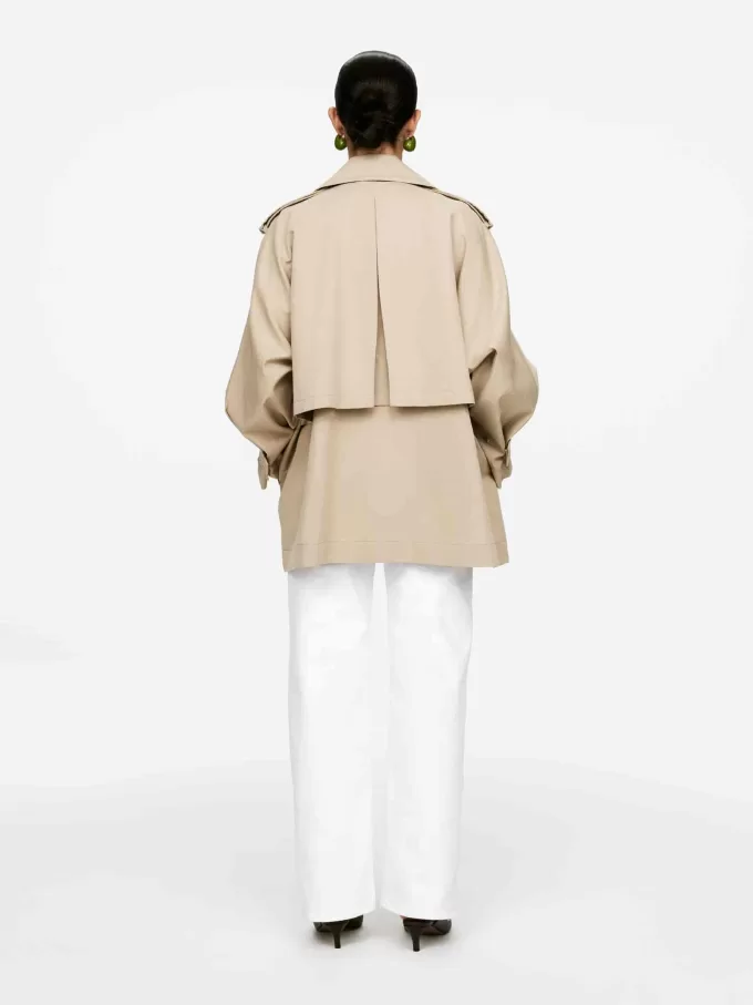 Gabardina corta Gabardina corta