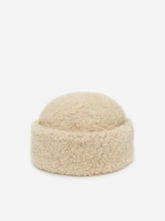 Gorro de peluche