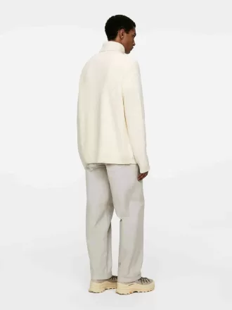 Jersey de lana gruesa con cuello vuelto