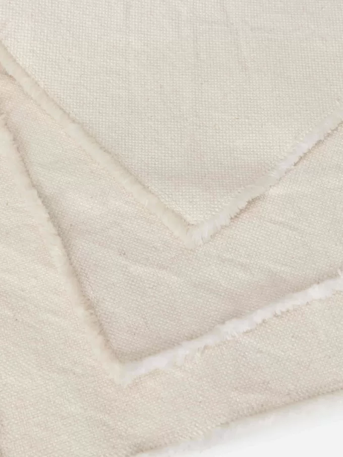 Juego de 2 manteles individuales con bordes deshilachados Juego de 2 manteles individuales con bordes deshilachados