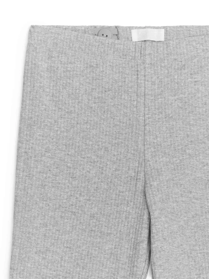 Leggings acampanados de canalé Leggings acampanados de canalé