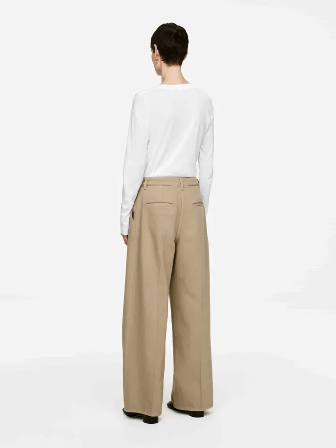 Pantalón vaquero ancho Pantalón vaquero ancho