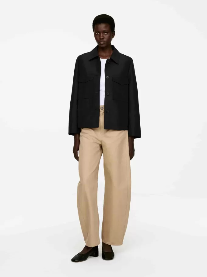 Pantalones con pernera de barril Pantalones con pernera de barril