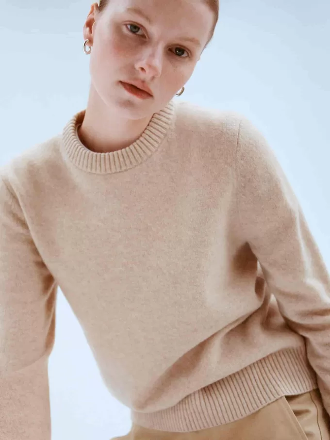 Pantalones con pernera de barril Pantalones con pernera de barril