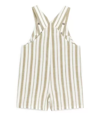 Pantalones cortos tipo peto