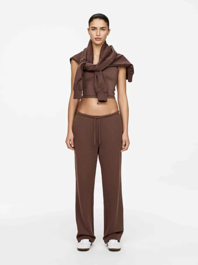 Pantalones deportivos de pierna ancha