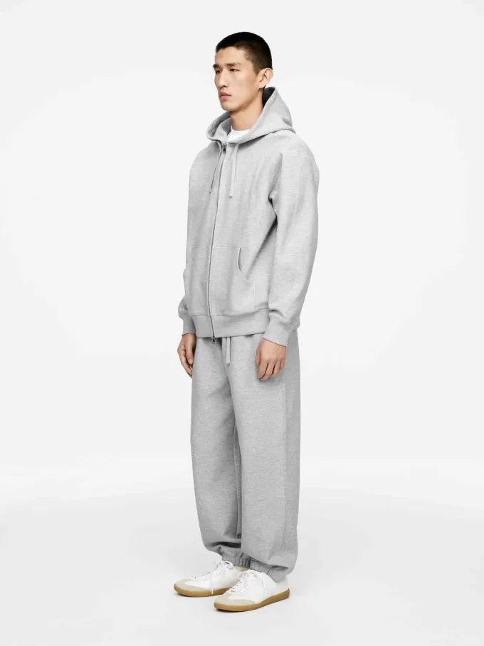 Sudadera con capucha y cremallera