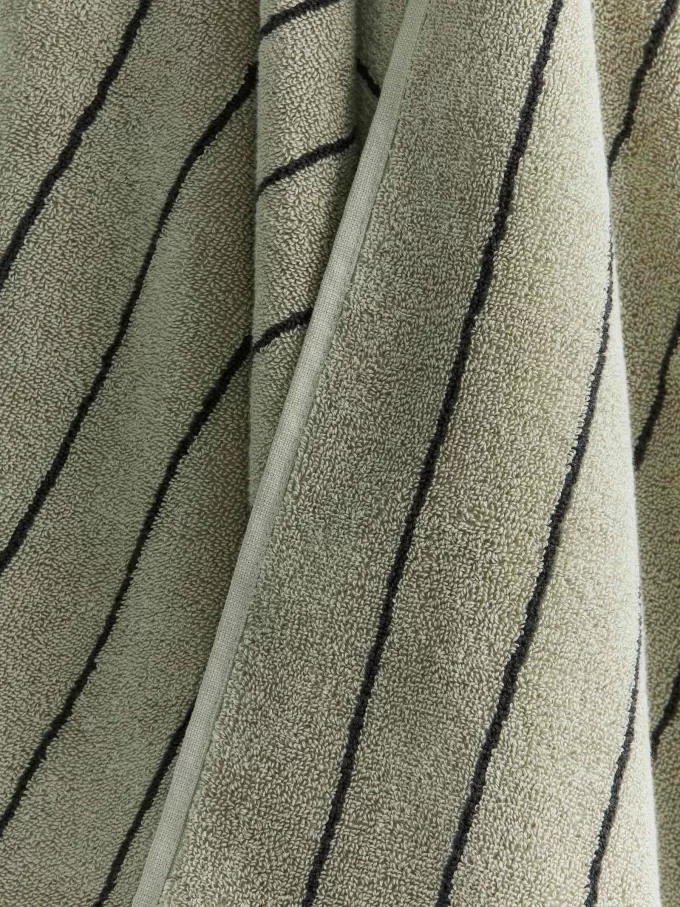 Toalla de baño 70 x 140 cm Toalla de baño 70 x 140 cm