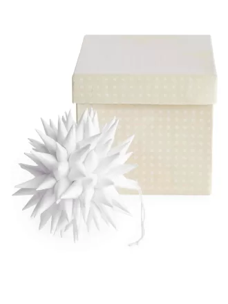 Un mundo de estrella de papel artesanal