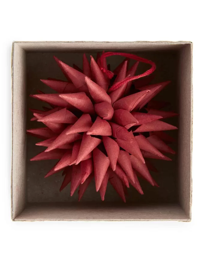 Un mundo de estrella de papel artesanal Un mundo de estrella de papel artesanal