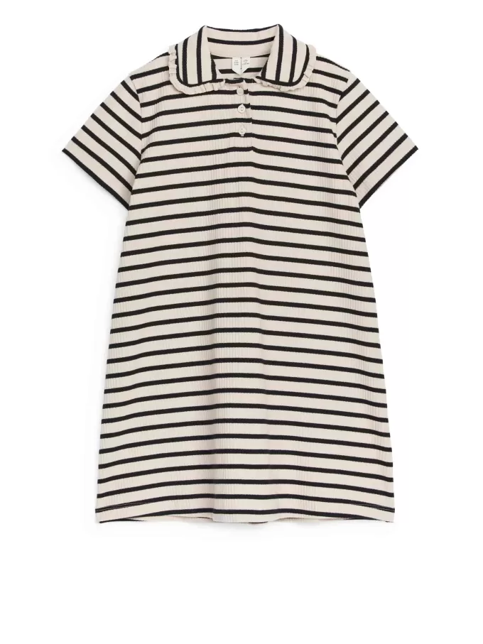 Vestido con cuello con volantes Vestido con cuello con volantes