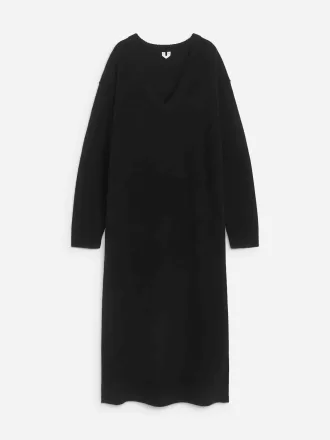 Vestido de lana con cuello en V