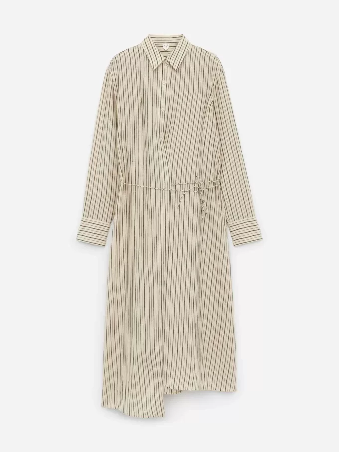 Vestido de lino con detalle cruzado