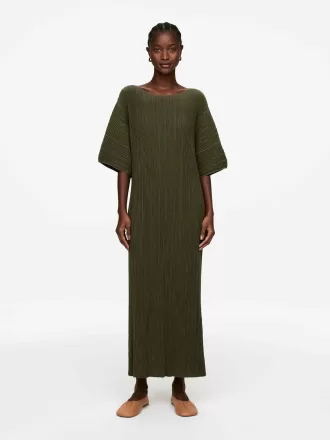 Vestido de punto ondulado