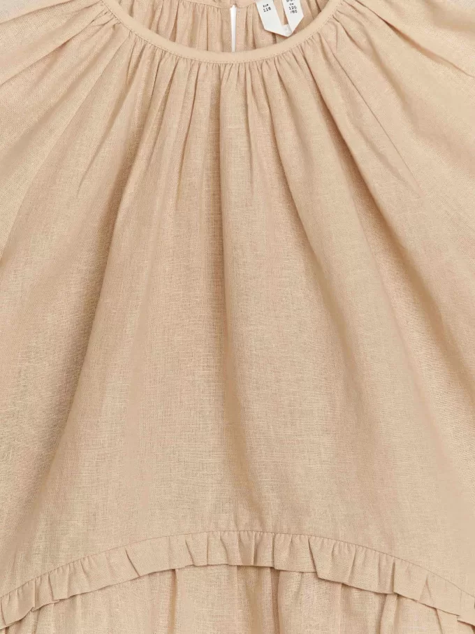 Vestido en mezcla de lino con volantes Vestido en mezcla de lino con volantes